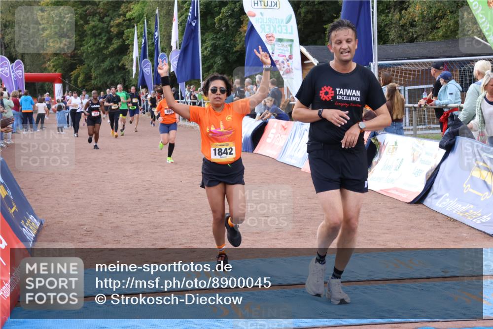 14.09.2025 - Airport Race Strokosch-Dieckow http://msf.ph/oto/8900045 14.09.2025 12:28:34 Ziel 141, 885, 1127, 1129, 1842, 1989, 2029, 4068 meine-sportfotos.de