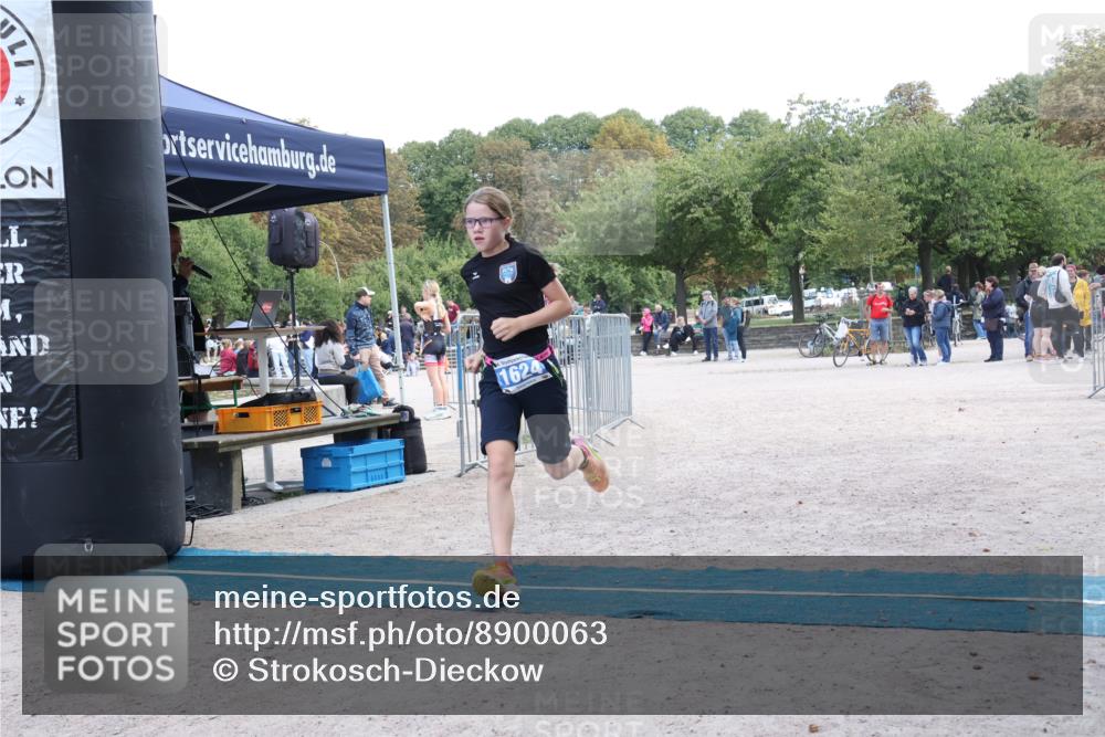 14.09.2025 - Stadtparktriathlon Strokosch-Dieckow http://msf.ph/oto/8900063 14.09.2025 14:22:19 Ziel 1463, 1552, 1624 meine-sportfotos.de