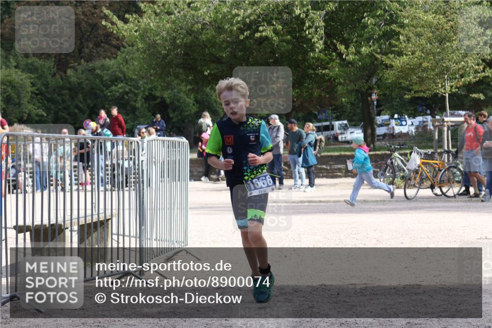 14.09.2025 - Stadtparktriathlon Strokosch-Dieckow http://msf.ph/oto/8900074 14.09.2025 14:22:34 Ziel 1572, 1666 meine-sportfotos.de