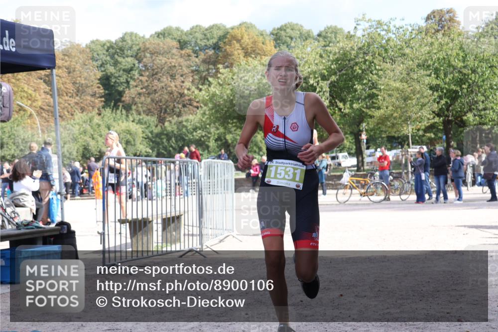 14.09.2025 - Stadtparktriathlon Strokosch-Dieckow http://msf.ph/oto/8900106 14.09.2025 14:23:15 Ziel 1450, 1530, 1531 meine-sportfotos.de