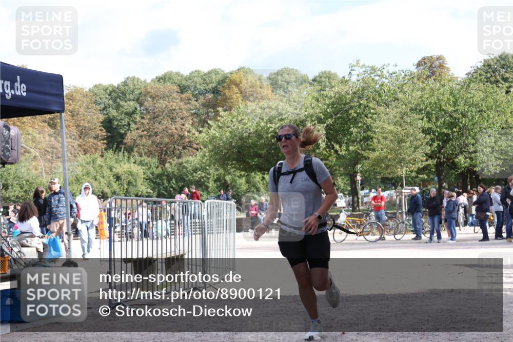 14.09.2025 - Stadtparktriathlon Strokosch-Dieckow http://msf.ph/oto/8900121 14.09.2025 14:23:30 Ziel 1423 meine-sportfotos.de