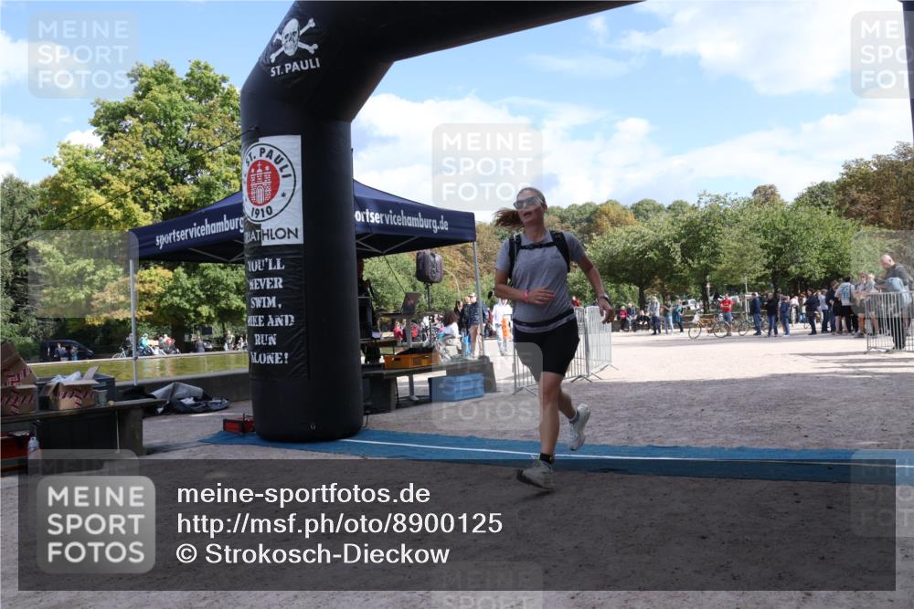 14.09.2025 - Stadtparktriathlon Strokosch-Dieckow http://msf.ph/oto/8900125 14.09.2025 14:23:31 Ziel 1423 meine-sportfotos.de