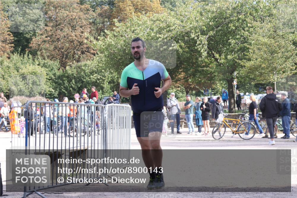 14.09.2025 - Stadtparktriathlon Strokosch-Dieckow http://msf.ph/oto/8900143 14.09.2025 14:24:25 Ziel 1507 meine-sportfotos.de