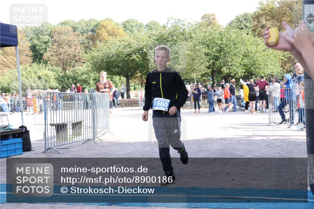 14.09.2025 - Stadtparktriathlon Strokosch-Dieckow http://msf.ph/oto/8900186 14.09.2025 14:28:13 Ziel 1544, 1660 meine-sportfotos.de