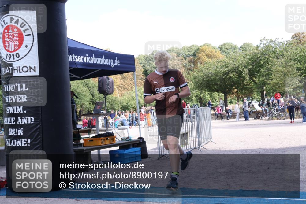 14.09.2025 - Stadtparktriathlon Strokosch-Dieckow http://msf.ph/oto/8900197 14.09.2025 14:28:16 Ziel 1544, 1660 meine-sportfotos.de