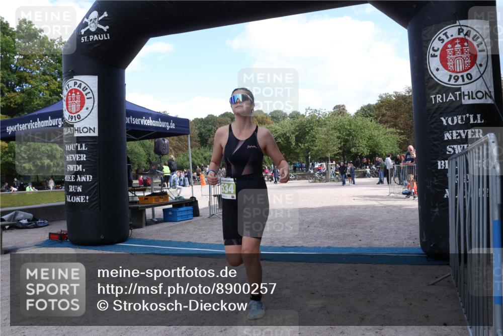 14.09.2025 - Stadtparktriathlon Strokosch-Dieckow http://msf.ph/oto/8900257 14.09.2025 14:33:05 Ziel 1534 meine-sportfotos.de