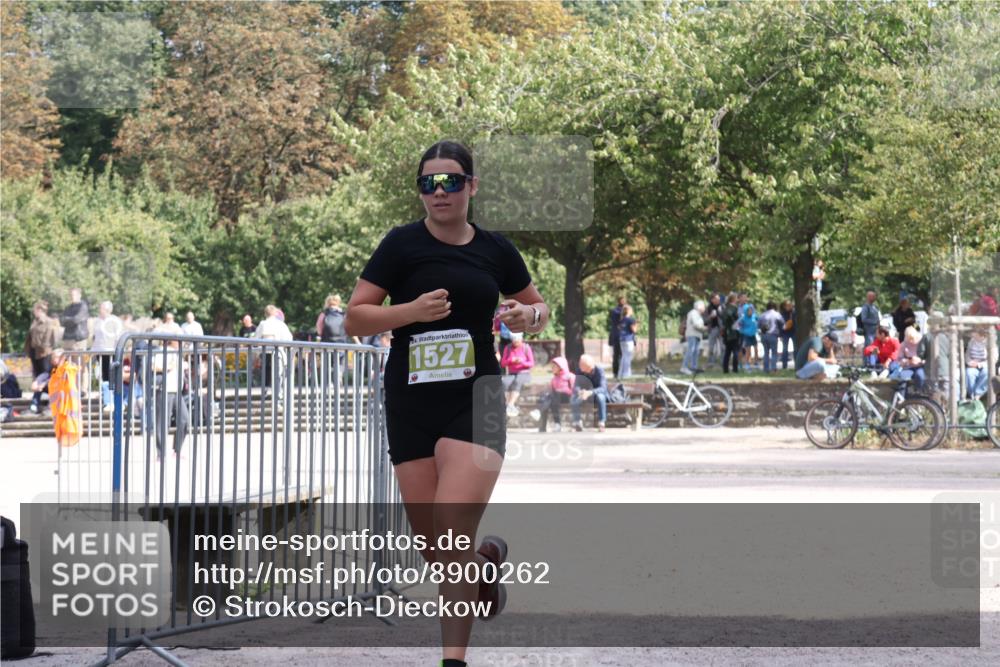 14.09.2025 - Stadtparktriathlon Strokosch-Dieckow http://msf.ph/oto/8900262 14.09.2025 14:33:48 Ziel 1527 meine-sportfotos.de