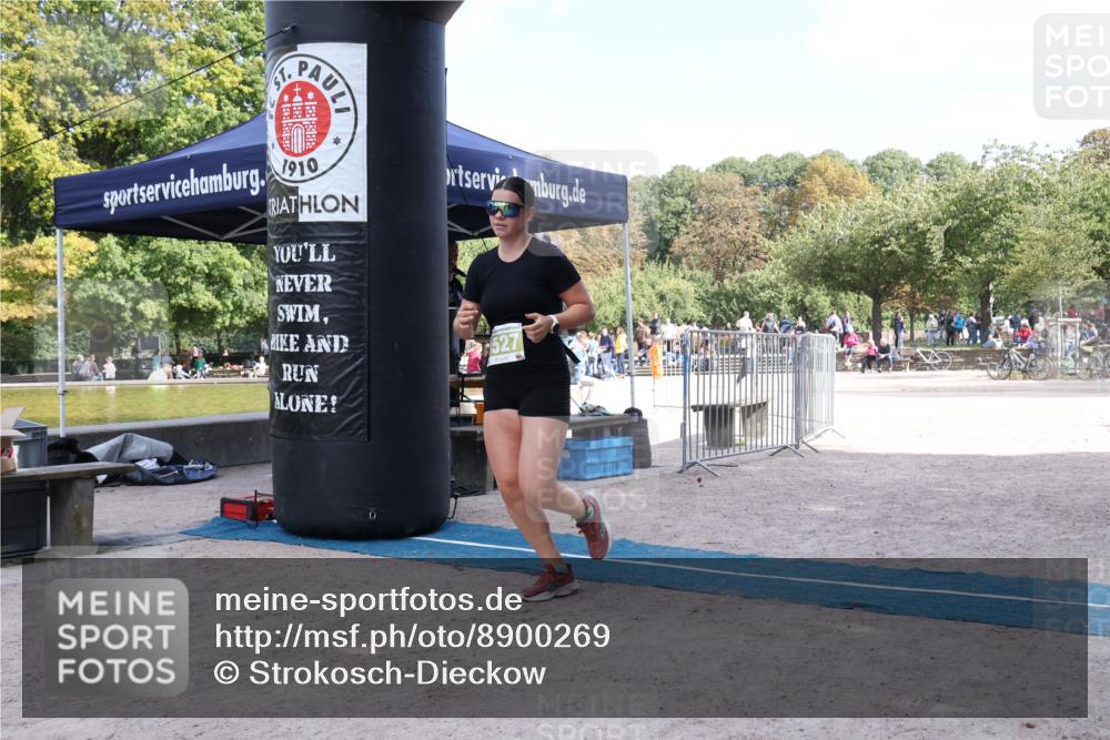14.09.2025 - Stadtparktriathlon Strokosch-Dieckow http://msf.ph/oto/8900269 14.09.2025 14:33:49 Ziel 1527 meine-sportfotos.de