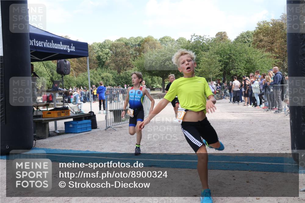 14.09.2025 - Stadtparktriathlon Strokosch-Dieckow http://msf.ph/oto/8900324 14.09.2025 14:37:36 Ziel 1697, 1707, 1732, 1739, 1741, 1759, 1776, 1780 meine-sportfotos.de
