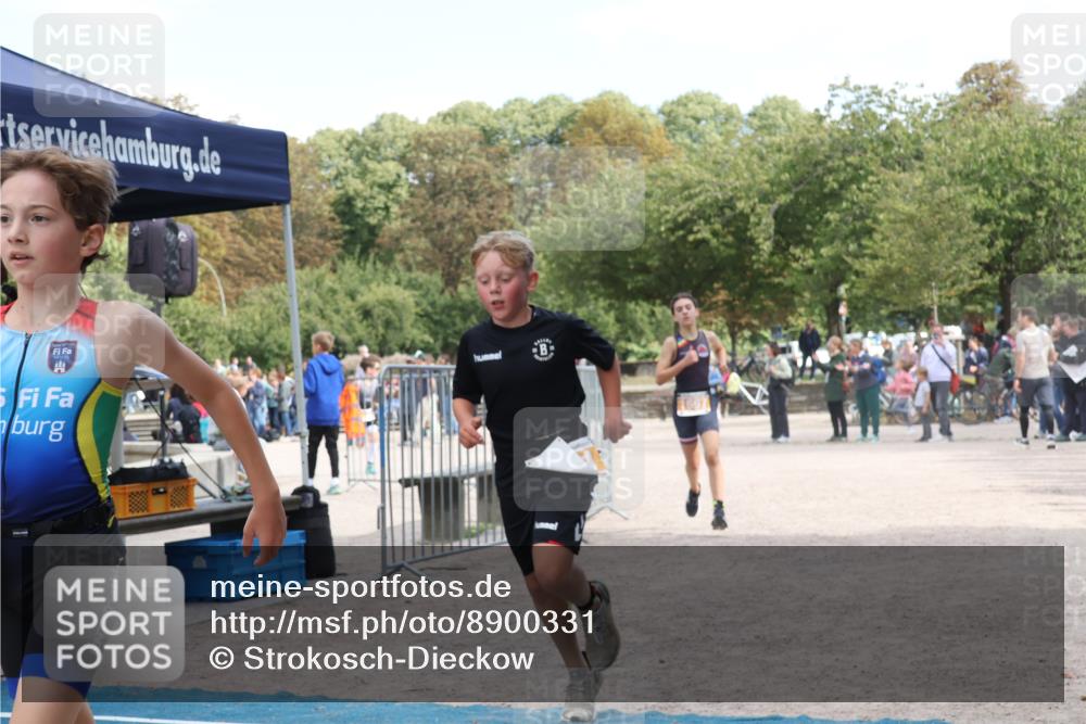 14.09.2025 - Stadtparktriathlon Strokosch-Dieckow http://msf.ph/oto/8900331 14.09.2025 14:37:37 Ziel 1697, 1700, 1707, 1732, 1739, 1741, 1759, 1776, 1780 meine-sportfotos.de