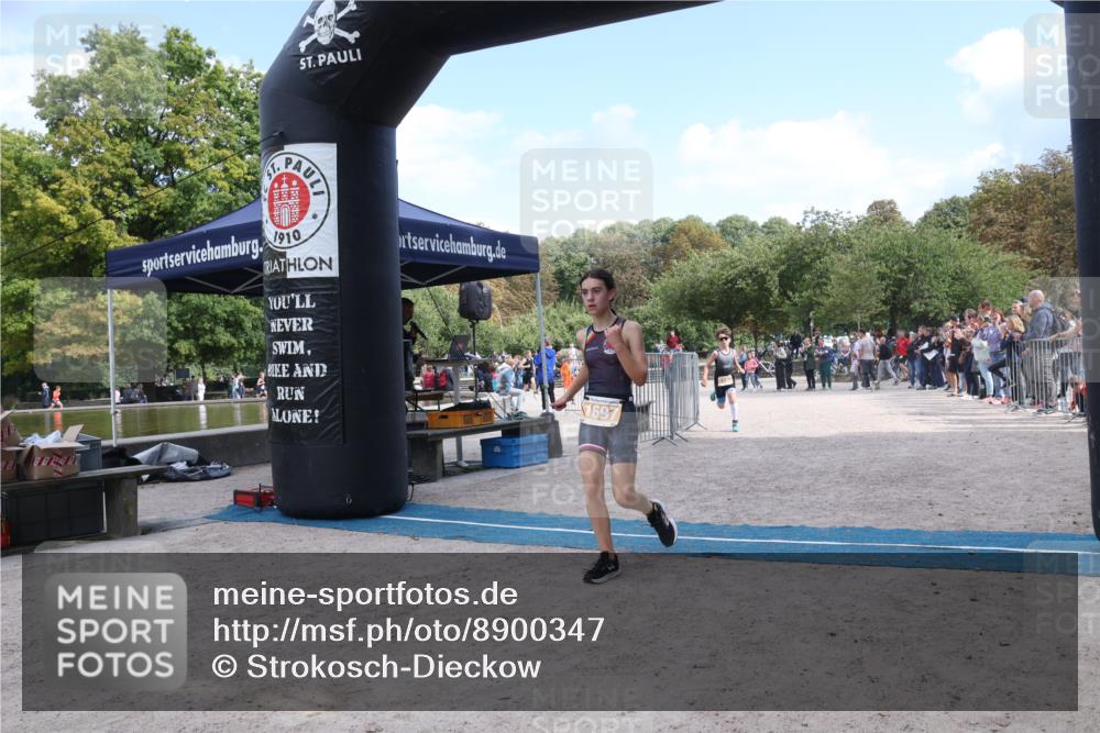 14.09.2025 - Stadtparktriathlon Strokosch-Dieckow http://msf.ph/oto/8900347 14.09.2025 14:37:40 Ziel 1697, 1700, 1703, 1732, 1739, 1741, 1776, 1780 meine-sportfotos.de