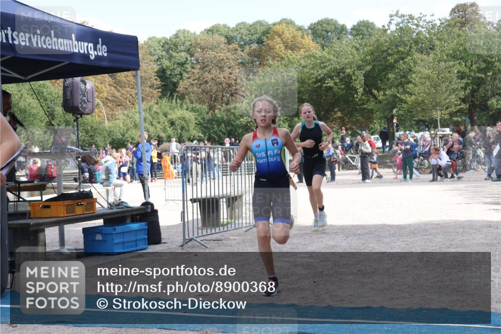 14.09.2025 - Stadtparktriathlon Strokosch-Dieckow http://msf.ph/oto/8900368 14.09.2025 14:37:44 Ziel 1697, 1700, 1703, 1731, 1732 meine-sportfotos.de