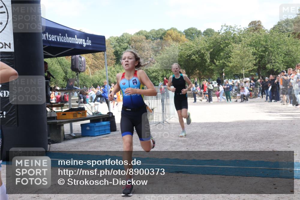 14.09.2025 - Stadtparktriathlon Strokosch-Dieckow http://msf.ph/oto/8900373 14.09.2025 14:37:45 Ziel 1700, 1703, 1731, 1732 meine-sportfotos.de