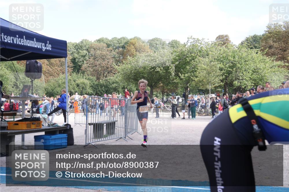 14.09.2025 - Stadtparktriathlon Strokosch-Dieckow http://msf.ph/oto/8900387 14.09.2025 14:37:48 Ziel 1693, 1700, 1703, 1731, 1732, 1774, 1788 meine-sportfotos.de