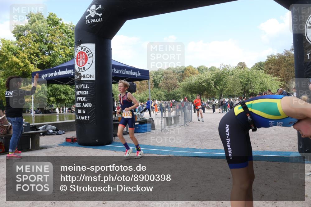 14.09.2025 - Stadtparktriathlon Strokosch-Dieckow http://msf.ph/oto/8900398 14.09.2025 14:37:50 Ziel 1693, 1700, 1703, 1731, 1774, 1788 meine-sportfotos.de
