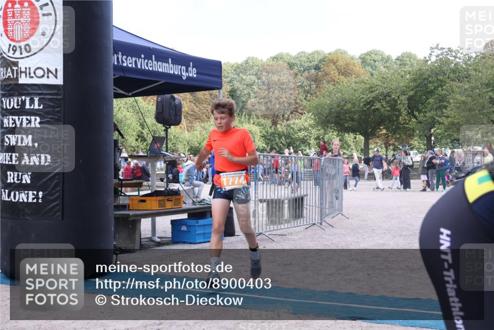 14.09.2025 - Stadtparktriathlon Strokosch-Dieckow http://msf.ph/oto/8900403 14.09.2025 14:37:52 Ziel 1693, 1731, 1774, 1788 meine-sportfotos.de
