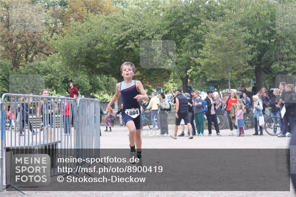 14.09.2025 - Stadtparktriathlon Strokosch-Dieckow http://msf.ph/oto/8900419 14.09.2025 14:38:02 Ziel 1723, 1775, 1864 meine-sportfotos.de