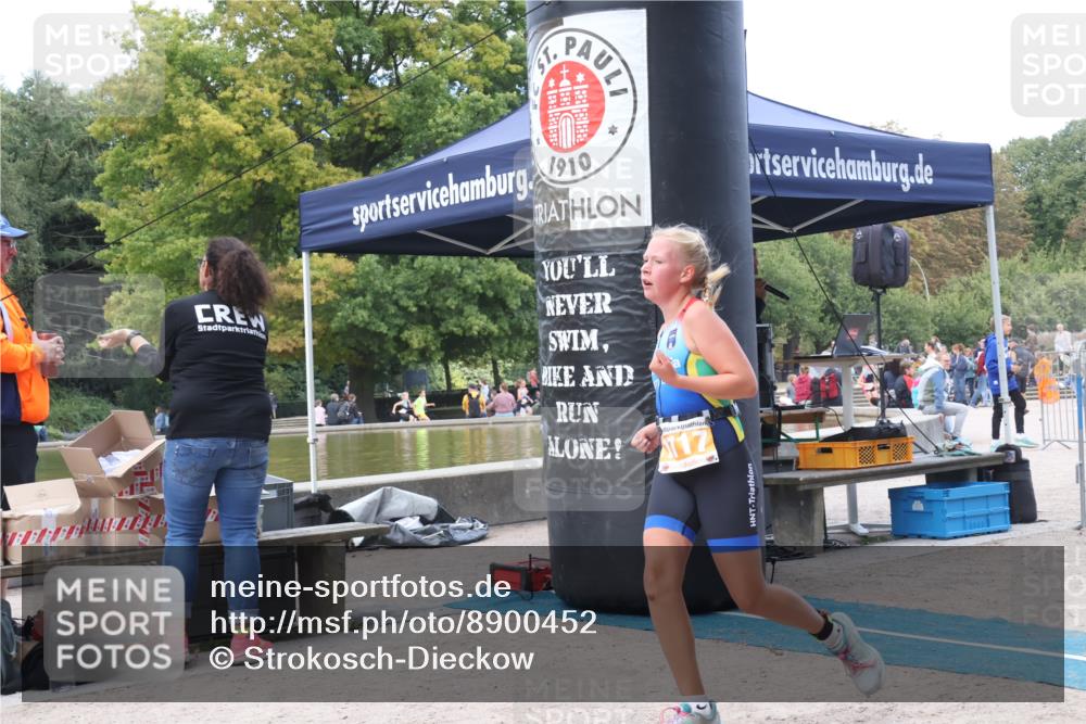 14.09.2025 - Stadtparktriathlon Strokosch-Dieckow http://msf.ph/oto/8900452 14.09.2025 14:38:11 Ziel 1692, 1717, 1733, 1775 meine-sportfotos.de
