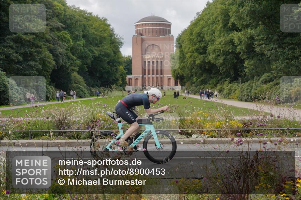 14.09.2025 - Stadtparktriathlon Michael Burmester http://msf.ph/oto/8900453 14.09.2025 13:03:27 Radfahren 1376, 1397, 1473, 1510 meine-sportfotos.de