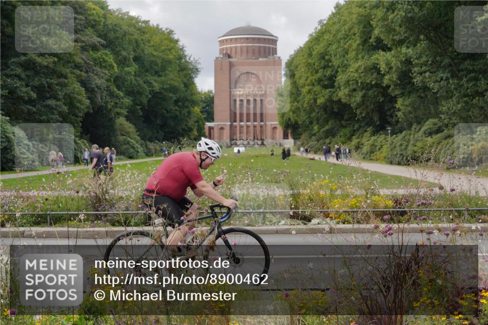 14.09.2025 - Stadtparktriathlon Michael Burmester http://msf.ph/oto/8900462 14.09.2025 13:03:31 Radfahren 1324, 1350, 1376, 1397, 1473, 1510 meine-sportfotos.de