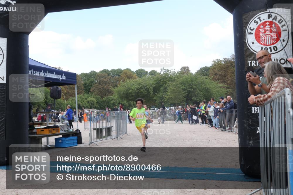 14.09.2025 - Stadtparktriathlon Strokosch-Dieckow http://msf.ph/oto/8900466 14.09.2025 14:38:19 Ziel 1692, 1702, 1724, 1777 meine-sportfotos.de