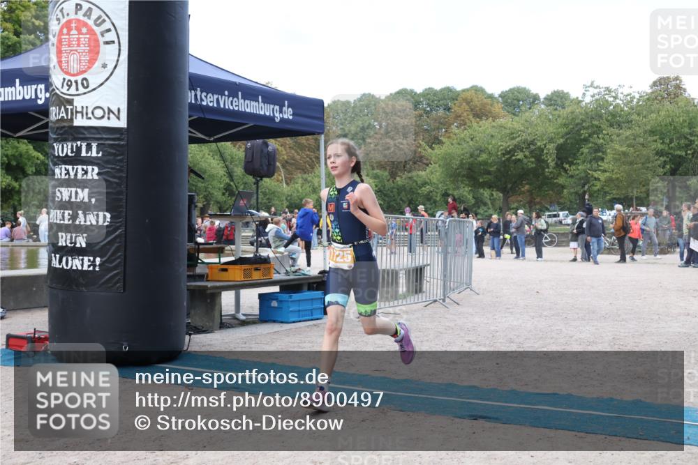 14.09.2025 - Stadtparktriathlon Strokosch-Dieckow http://msf.ph/oto/8900497 14.09.2025 14:38:32 Ziel 1725, 1783, 1786 meine-sportfotos.de