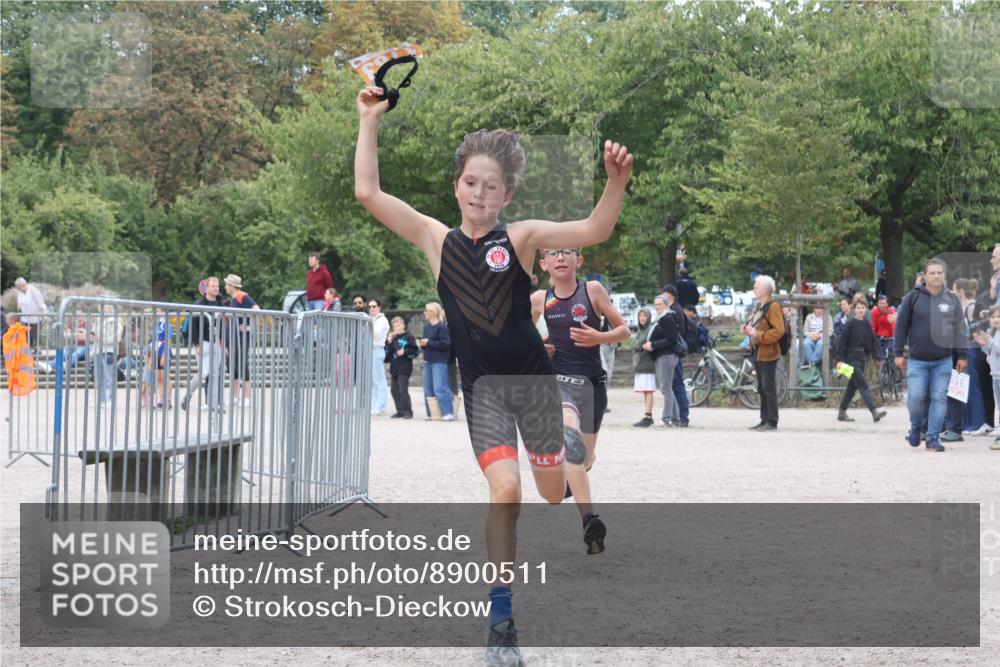 14.09.2025 - Stadtparktriathlon Strokosch-Dieckow http://msf.ph/oto/8900511 14.09.2025 14:38:37 Ziel 1725, 1753, 1783, 1786 meine-sportfotos.de