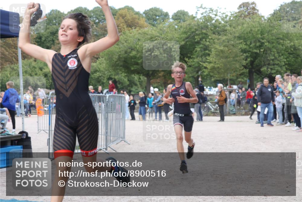 14.09.2025 - Stadtparktriathlon Strokosch-Dieckow http://msf.ph/oto/8900516 14.09.2025 14:38:37 Ziel 1725, 1753, 1783, 1786 meine-sportfotos.de