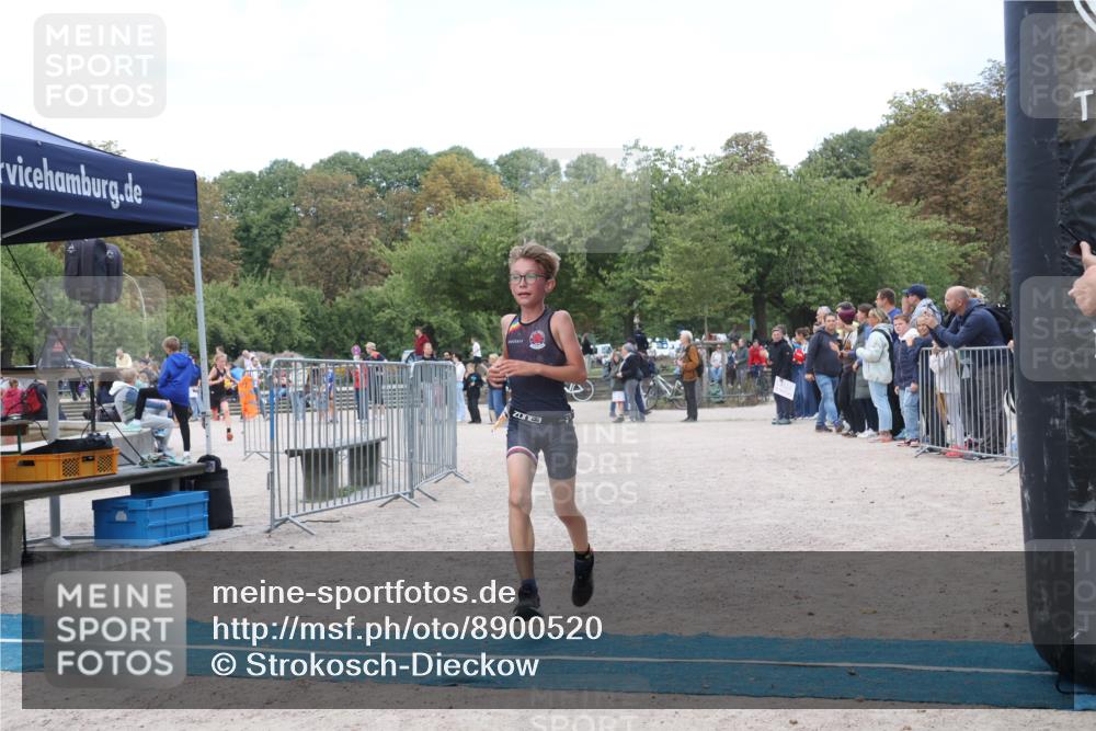 14.09.2025 - Stadtparktriathlon Strokosch-Dieckow http://msf.ph/oto/8900520 14.09.2025 14:38:38 Ziel 1725, 1753, 1766, 1783, 1786 meine-sportfotos.de