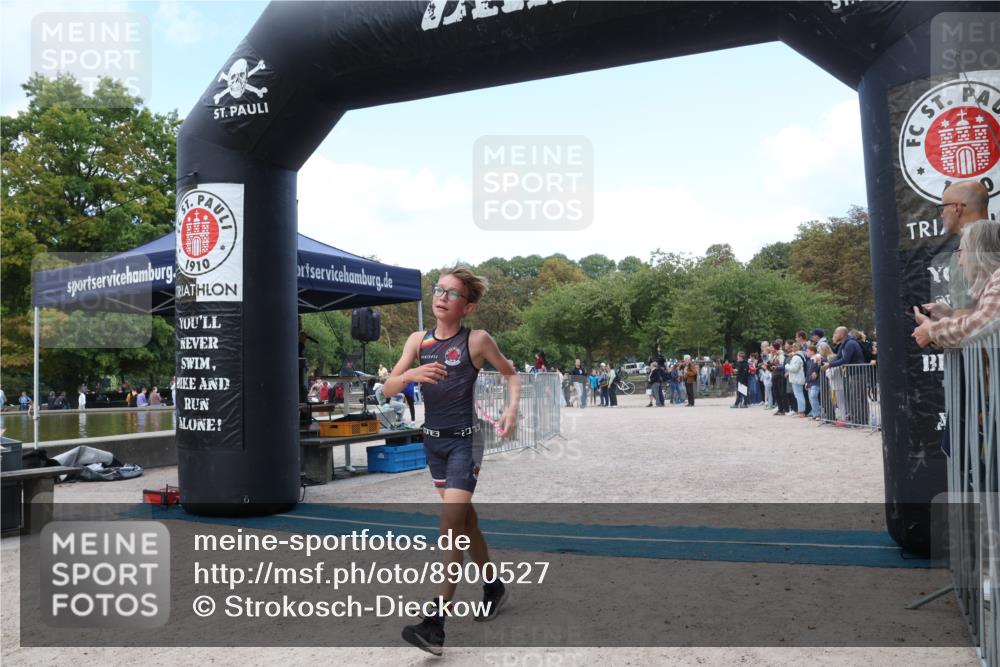 14.09.2025 - Stadtparktriathlon Strokosch-Dieckow http://msf.ph/oto/8900527 14.09.2025 14:38:39 Ziel 1753, 1766, 1783, 1786 meine-sportfotos.de