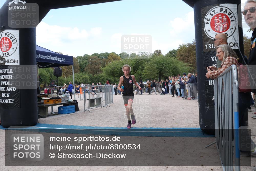 14.09.2025 - Stadtparktriathlon Strokosch-Dieckow http://msf.ph/oto/8900534 14.09.2025 14:38:42 Ziel 1745, 1753, 1766, 1783, 1786 meine-sportfotos.de