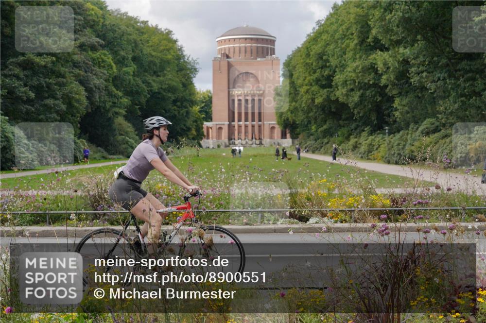 14.09.2025 - Stadtparktriathlon Michael Burmester http://msf.ph/oto/8900551 14.09.2025 13:04:49 Radfahren 1246, 1307, 1358, 1365, 1386, 1455, 1474, 1521 meine-sportfotos.de