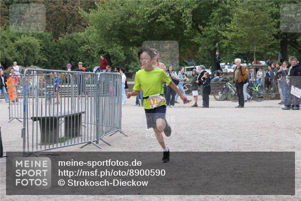 14.09.2025 - Stadtparktriathlon Strokosch-Dieckow http://msf.ph/oto/8900590 14.09.2025 14:38:56 Ziel 1711, 1716, 1754, 1755, 1771 meine-sportfotos.de