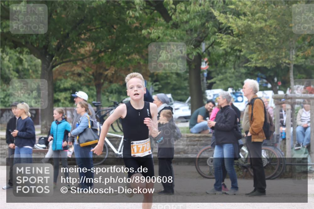 14.09.2025 - Stadtparktriathlon Strokosch-Dieckow http://msf.ph/oto/8900608 14.09.2025 14:39:18 Ziel 1770 meine-sportfotos.de