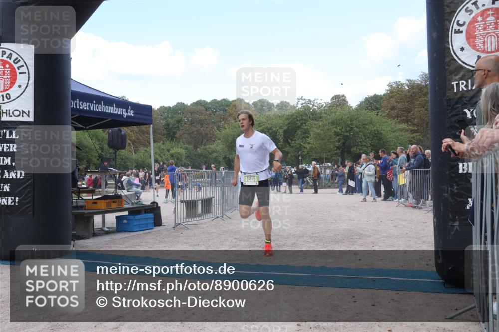 14.09.2025 - Stadtparktriathlon Strokosch-Dieckow http://msf.ph/oto/8900626 14.09.2025 14:39:26 Ziel 1549, 1561, 1720 meine-sportfotos.de
