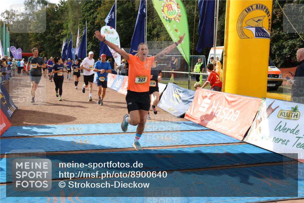 14.09.2025 - Airport Race Strokosch-Dieckow http://msf.ph/oto/8900640 14.09.2025 12:29:53 Ziel 226, 322, 1042, 1126, 1356, 1423, 1451, 1468, 1647, 1690, 1944, 4160, 4236, 5137, 5385 meine-sportfotos.de