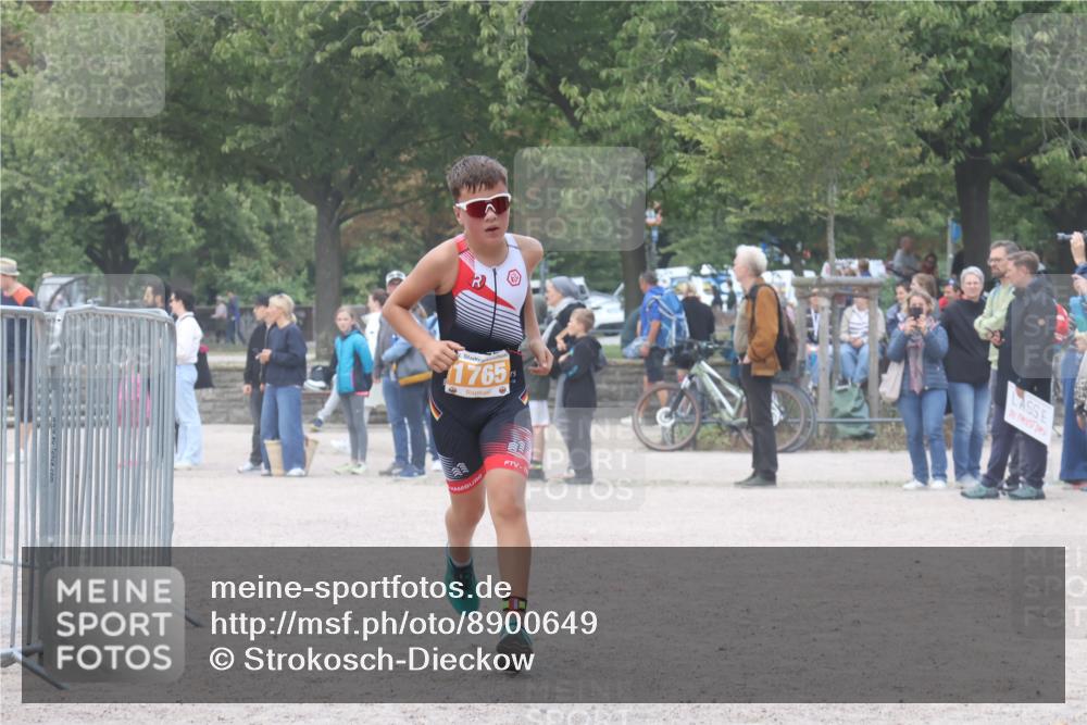 14.09.2025 - Stadtparktriathlon Strokosch-Dieckow http://msf.ph/oto/8900649 14.09.2025 14:39:37 Ziel 1549, 1720, 1765 meine-sportfotos.de