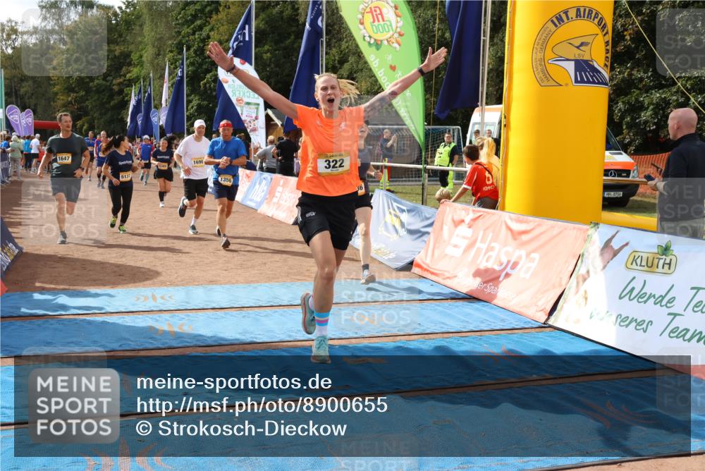 14.09.2025 - Airport Race Strokosch-Dieckow http://msf.ph/oto/8900655 14.09.2025 12:29:53 Ziel 226, 322, 1042, 1126, 1356, 1423, 1451, 1468, 1647, 1690, 1944, 4160, 4236, 5137, 5385 meine-sportfotos.de