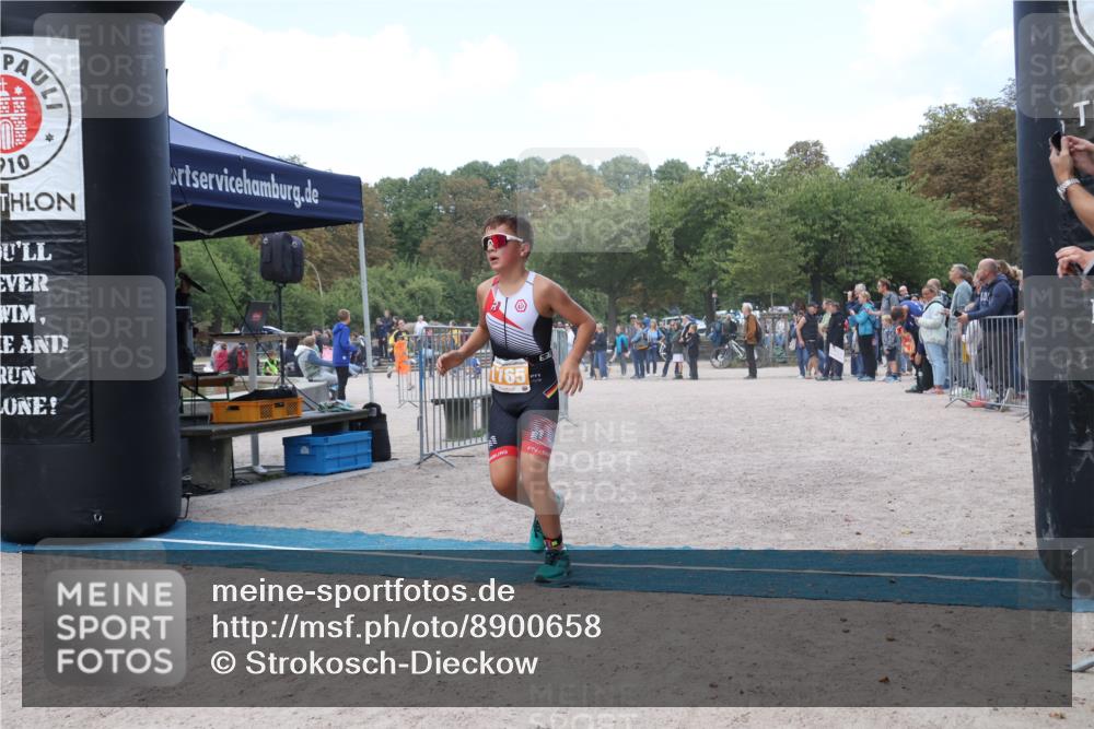 14.09.2025 - Stadtparktriathlon Strokosch-Dieckow http://msf.ph/oto/8900658 14.09.2025 14:39:39 Ziel 1535, 1549, 1736, 1765 meine-sportfotos.de