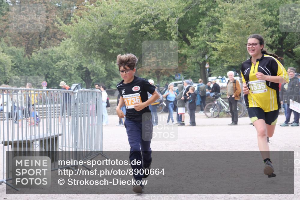 14.09.2025 - Stadtparktriathlon Strokosch-Dieckow http://msf.ph/oto/8900664 14.09.2025 14:39:44 Ziel 1535, 1736, 1765 meine-sportfotos.de
