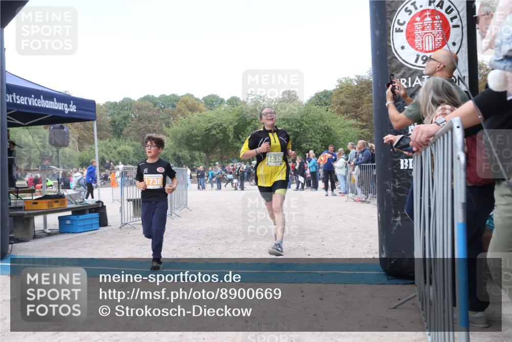 14.09.2025 - Stadtparktriathlon Strokosch-Dieckow http://msf.ph/oto/8900669 14.09.2025 14:39:45 Ziel 1535, 1701, 1736 meine-sportfotos.de