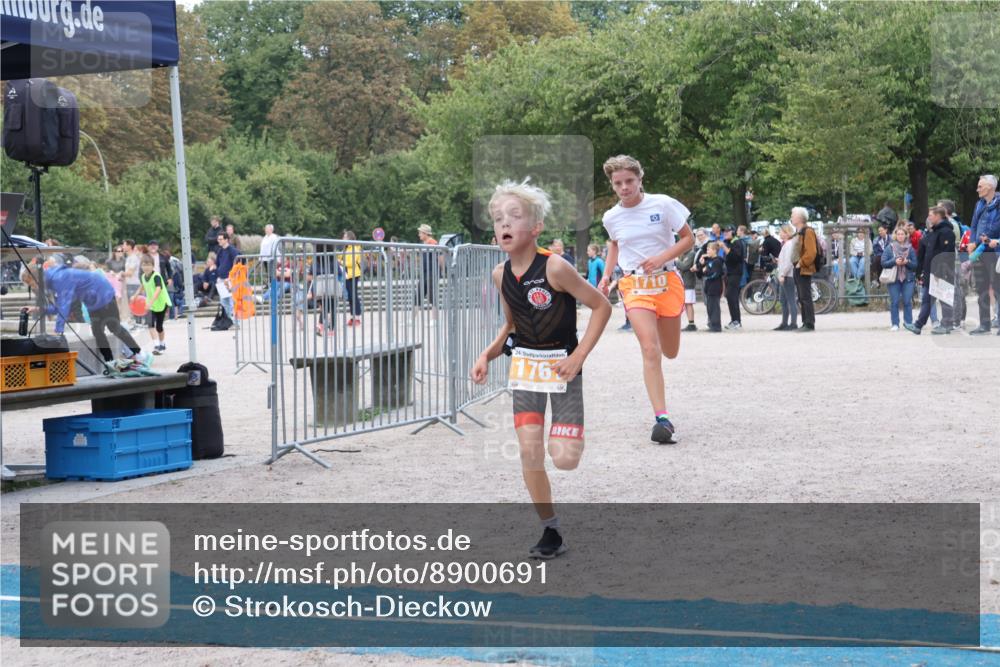 14.09.2025 - Stadtparktriathlon Strokosch-Dieckow http://msf.ph/oto/8900691 14.09.2025 14:40:01 Ziel 1710, 1761 meine-sportfotos.de
