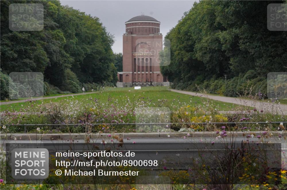 14.09.2025 - Stadtparktriathlon Michael Burmester http://msf.ph/oto/8900698 14.09.2025 09:20:15 Radfahren 368, 469, 505, 506 meine-sportfotos.de