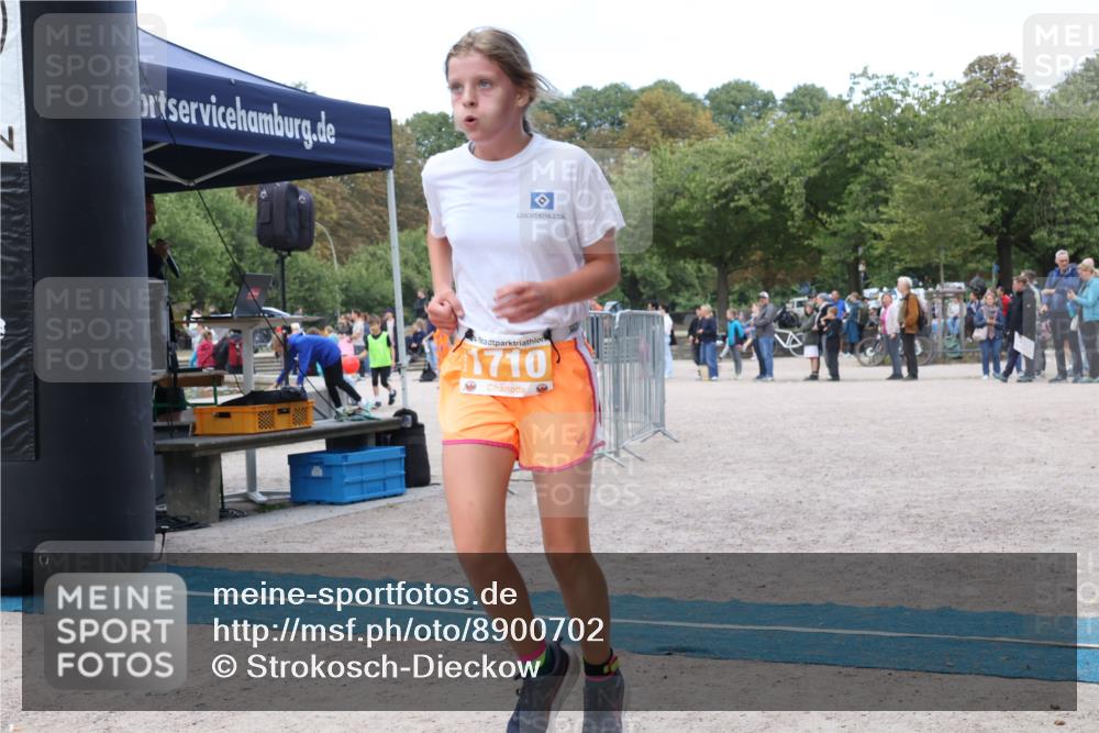14.09.2025 - Stadtparktriathlon Strokosch-Dieckow http://msf.ph/oto/8900702 14.09.2025 14:40:03 Ziel 1710, 1761, 1768 meine-sportfotos.de