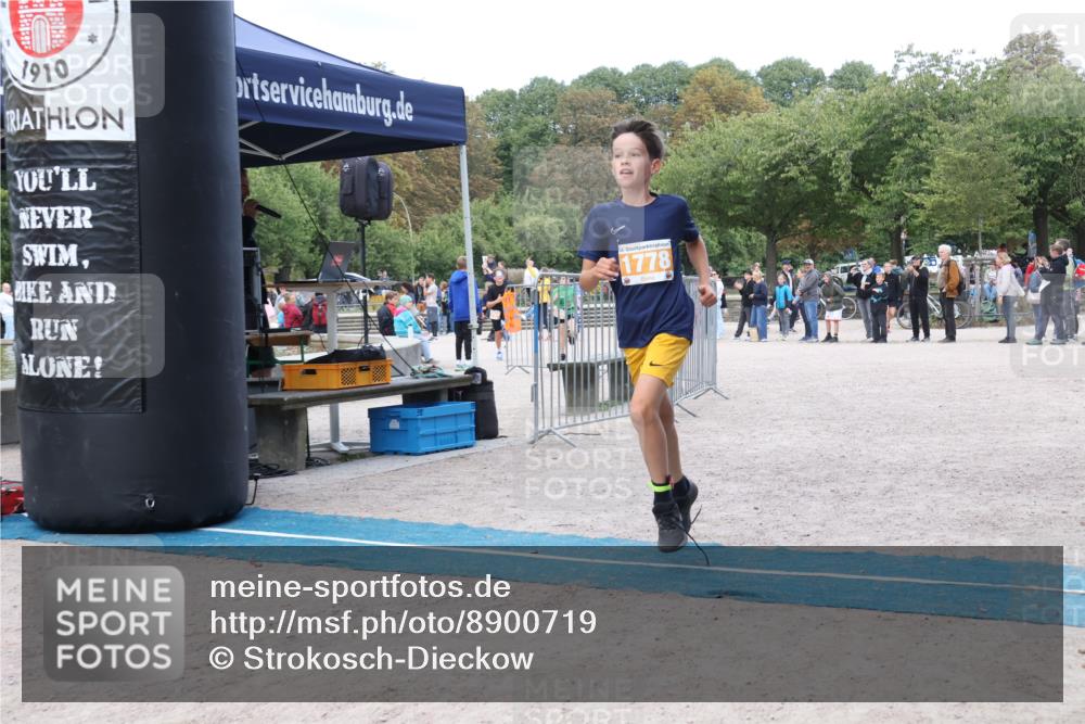 14.09.2025 - Stadtparktriathlon Strokosch-Dieckow http://msf.ph/oto/8900719 14.09.2025 14:40:16 Ziel 1699, 1751, 1768, 1778 meine-sportfotos.de