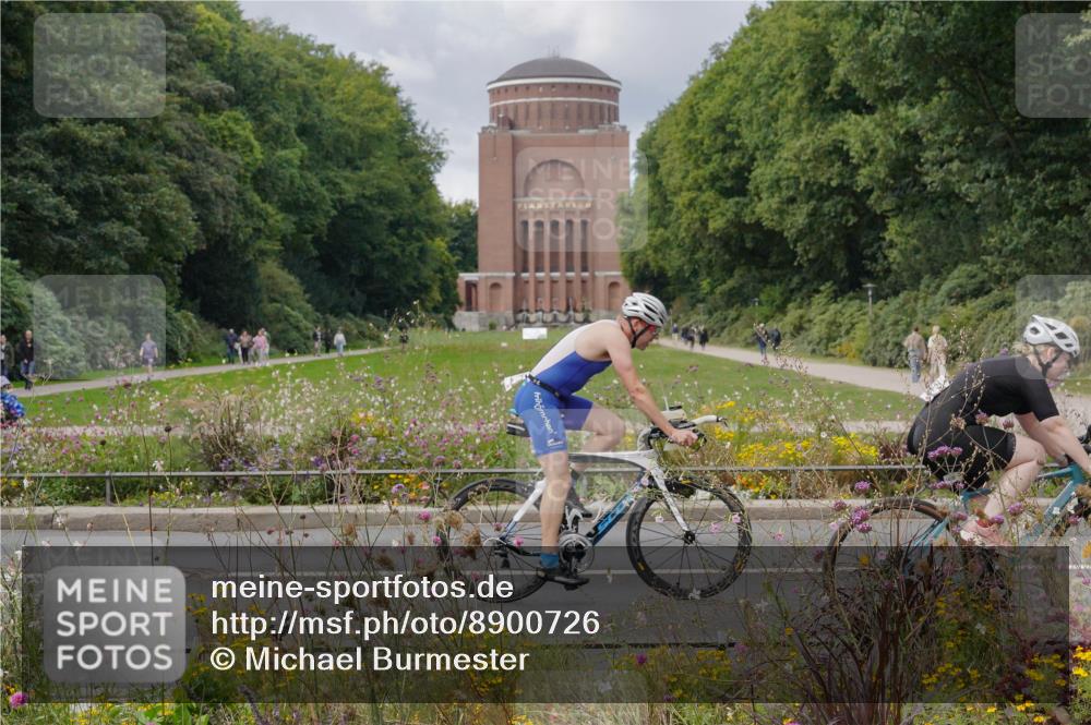14.09.2025 - Stadtparktriathlon Michael Burmester http://msf.ph/oto/8900726 14.09.2025 13:07:11 Radfahren 1340, 1404, 1430, 1459 meine-sportfotos.de