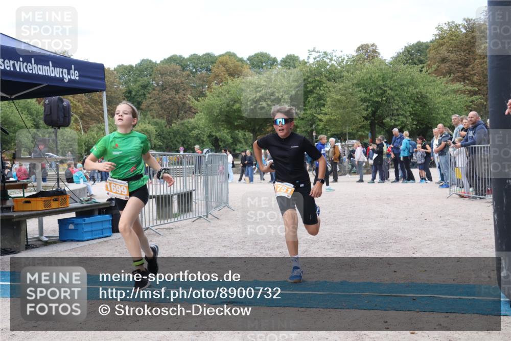 14.09.2025 - Stadtparktriathlon Strokosch-Dieckow http://msf.ph/oto/8900732 14.09.2025 14:40:20 Ziel 1699, 1751, 1778 meine-sportfotos.de