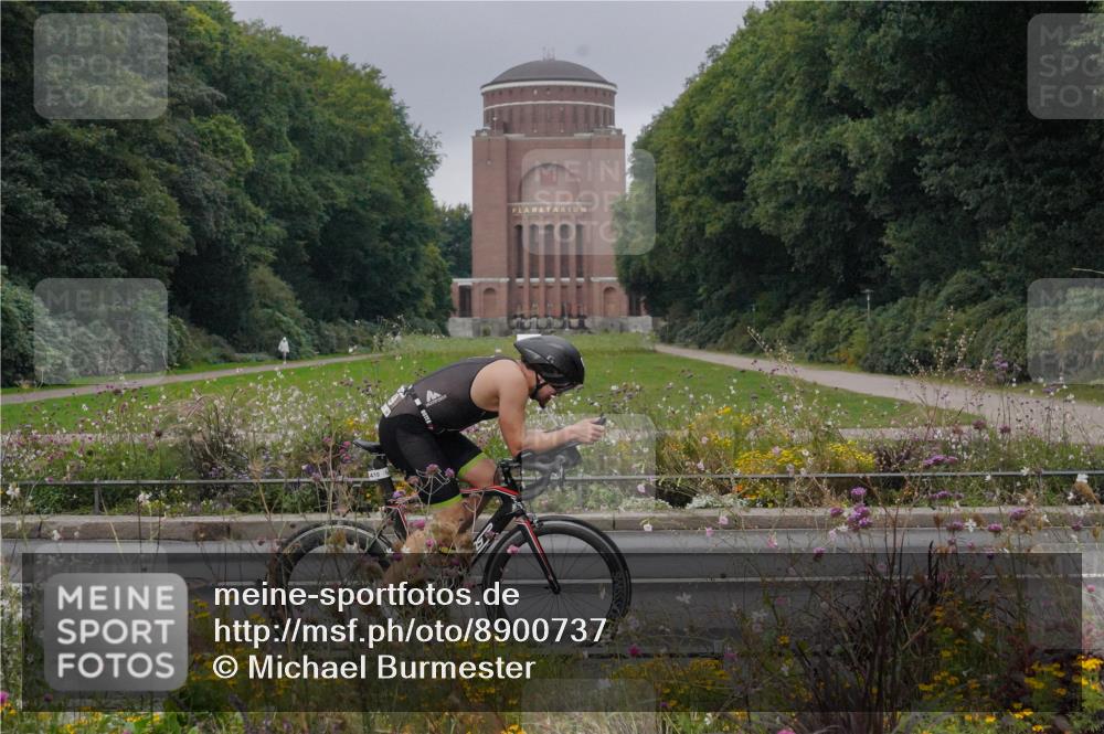 14.09.2025 - Stadtparktriathlon Michael Burmester http://msf.ph/oto/8900737 14.09.2025 09:20:25 Radfahren 301, 326, 340, 345, 359, 363, 370, 371, 373, 381, 419, 445, 469, 506 meine-sportfotos.de