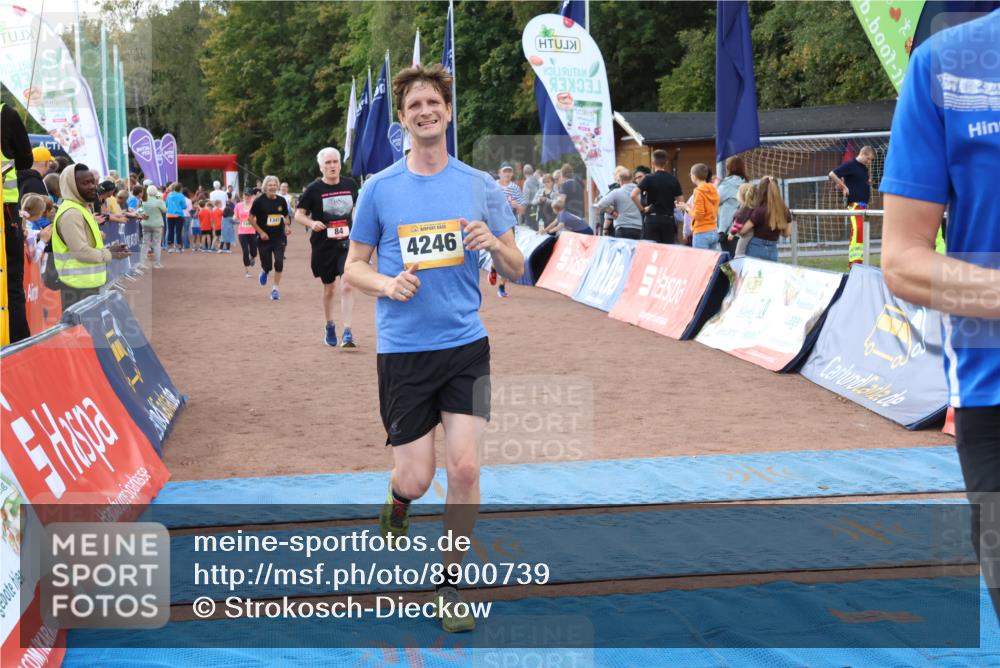 14.09.2025 - Airport Race Strokosch-Dieckow http://msf.ph/oto/8900739 14.09.2025 12:30:04 Ziel 84, 89, 226, 967, 982, 1126, 1171, 1183, 1341, 1395, 1451, 1468, 1748, 1944, 4067, 4076, 4246 meine-sportfotos.de