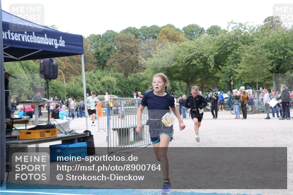 14.09.2025 - Stadtparktriathlon Strokosch-Dieckow http://msf.ph/oto/8900764 14.09.2025 14:40:40 Ziel 1557, 1694, 1696, 1781 meine-sportfotos.de